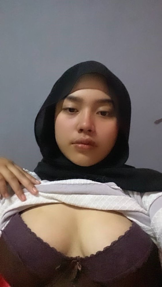 Hana Hijab Tobrut Colmek Viral