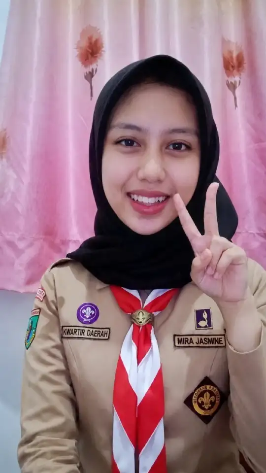 King Bokep Hijab Mira Jasmine Lagi Sange