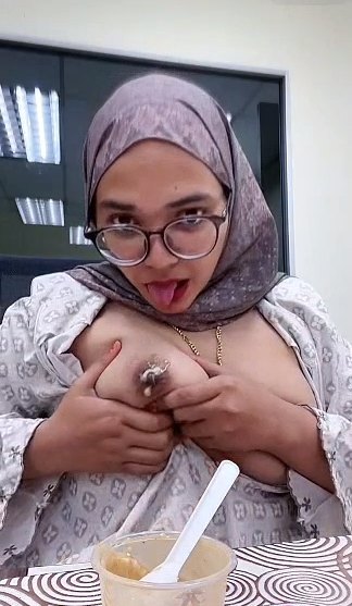 Kak Rose Malay Tobrut Sex Tape